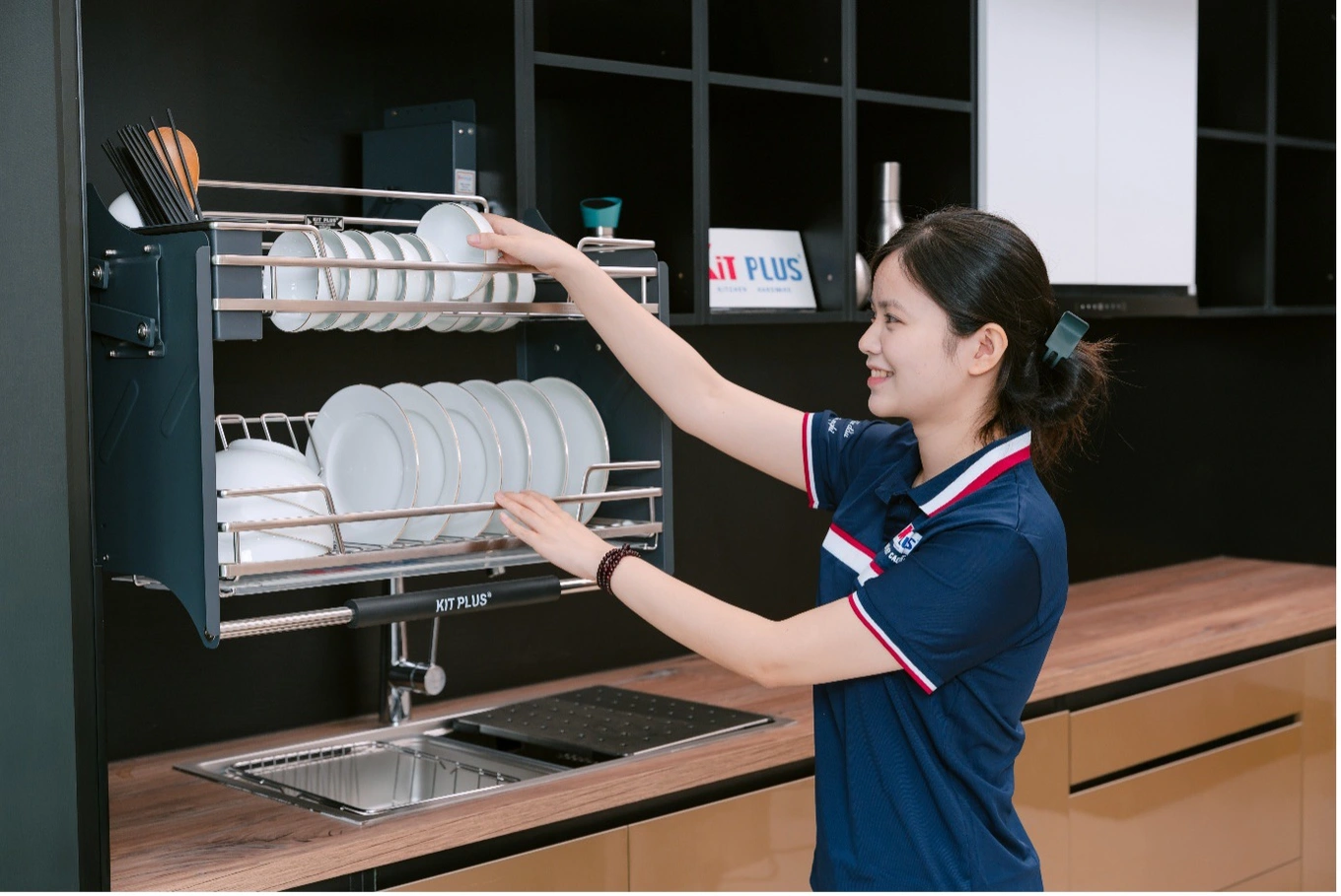 Báo Dân Trí Viết Về Kit Plus: &#8220;Thiết bị và phụ kiện tủ bếp cao cấp phong cách châu Âu&#8221;